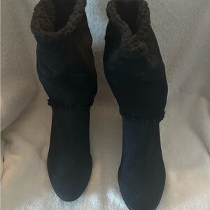 10M Anne Klein Sport Black Winter Boots with Plush Trim